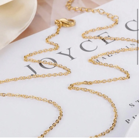 - Mama Necklace - Picture 3 of 4